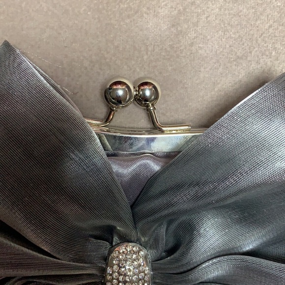 Satin Bow Bling Rhinestone Clutch - Picture 4 of 10